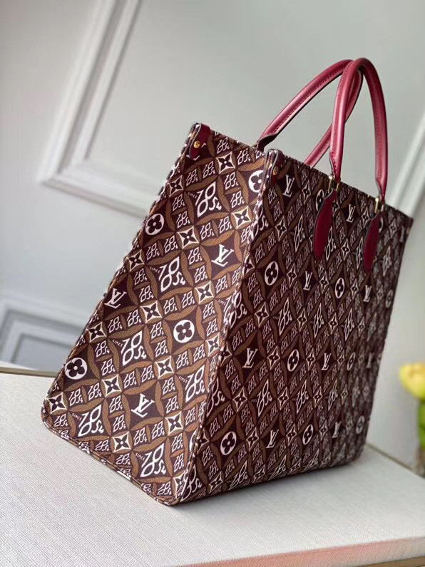 Louis Vuitton OnTheGo MM Vs Neverfull MM Tote Bag Comparison