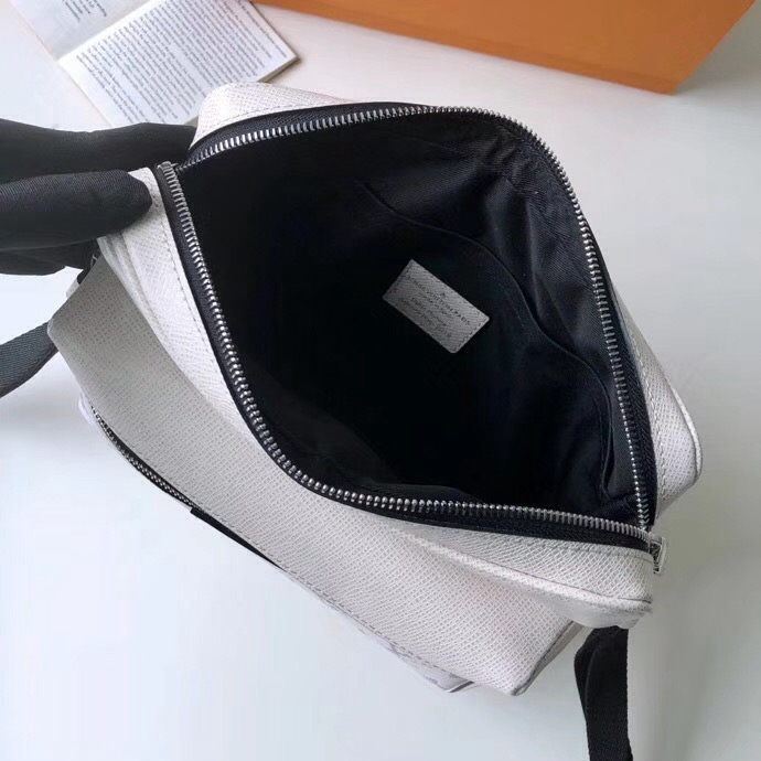 Lv Outdoor Messenger Bag White Paul Smith