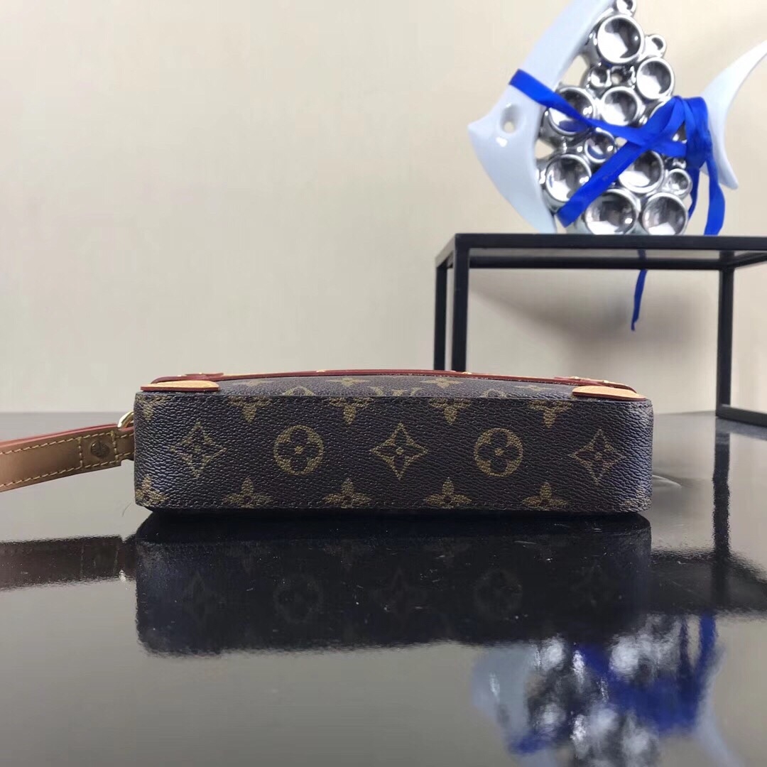 Louis Vuitton Taiga Veraiya M32592 Men's Clutch Bag Ardoise