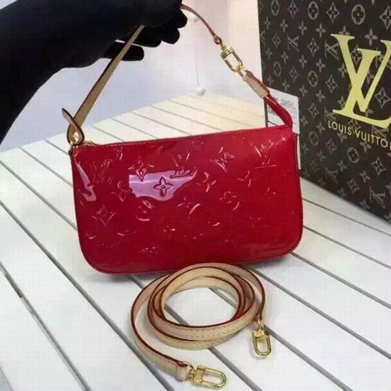 Louis Vuitton Louis Vuitton Pochette Accessories Red Vernis
