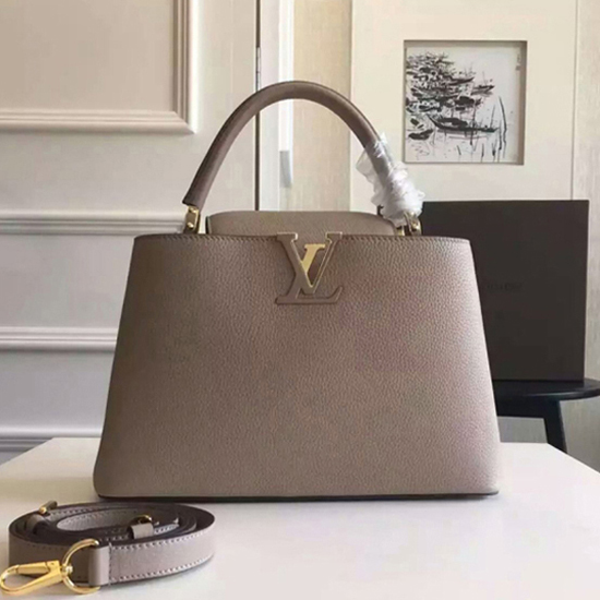 Louis Vuitton Capucines BB M94755