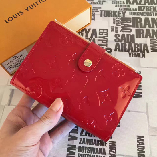 LOUIS VUITTON Vernis Small Ring Agenda Cover Pomme D'Amour 1300672