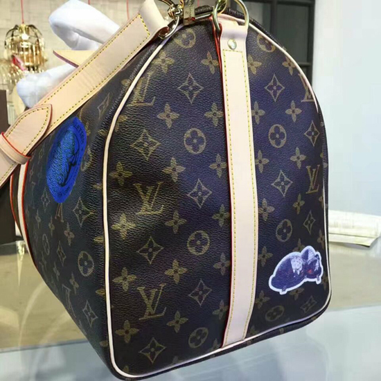 How To Pack The Keepall 🧳💕 Louis Vuitton (Art of Packing) 